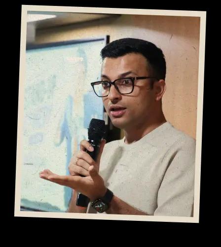 Aashish Solanki performing during the orientation week standup show